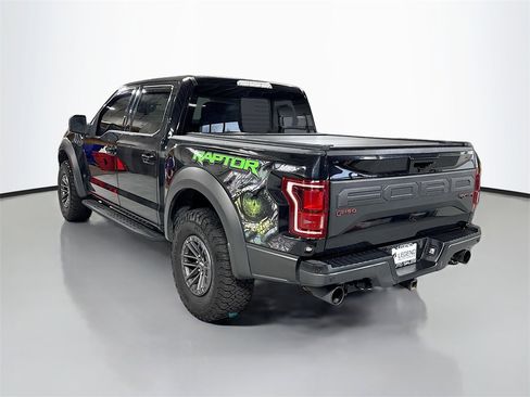 Used 2019 Ford F150 Raptor w/ Equipment Group 802A Luxury image 9