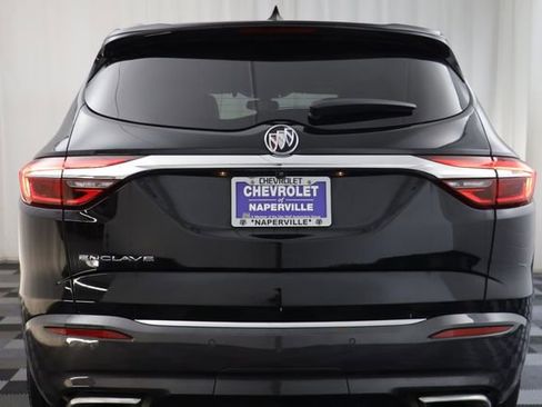 Used 2020 Buick Enclave Essence image 16