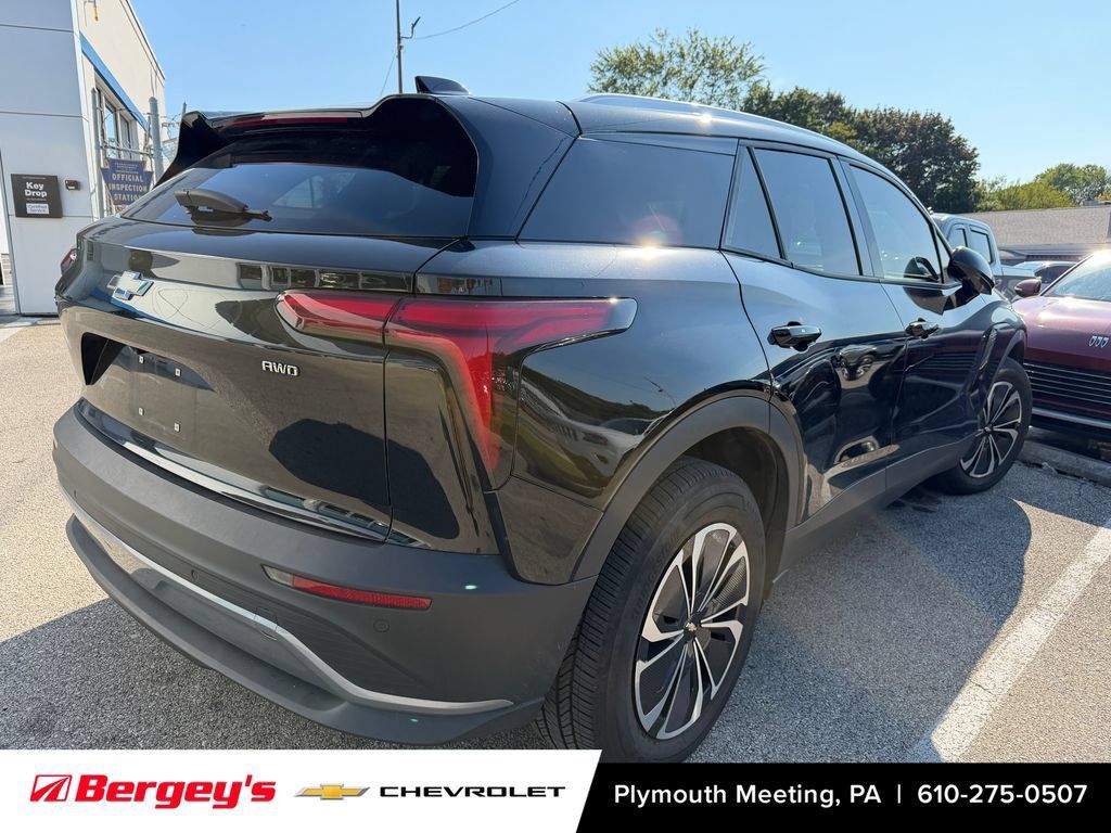 Used 2024 Chevrolet Blazer EV LT AWD/4WD image 8
