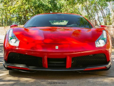 Used 2017 Ferrari 488 GTB image 13