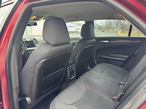 Used 2018 Chrysler 300 Touring w/ Sport Appearance Package image 24