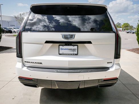 Used 2025 Cadillac Escalade Sport Platinum w/ LPO, ONYX Package AWD/4WD image 9