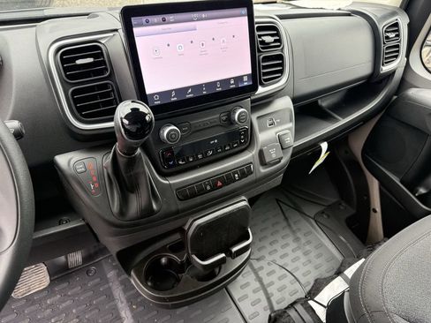 New 2025 RAM ProMaster 3500 w/ Quick Order Package 22G SLT image 20