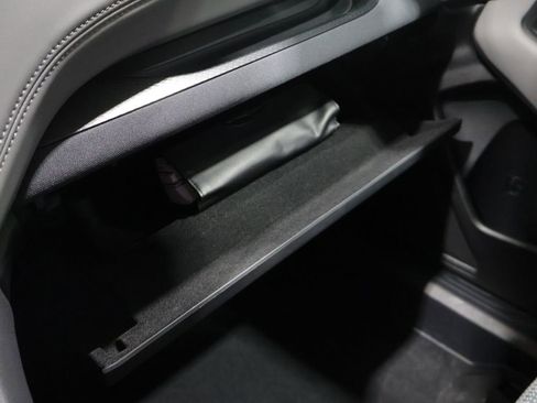 Used 2024 Subaru Outback Premium AWD/4WD image 30