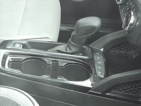 Used 2021 Chevrolet TrailBlazer LT w/ Convenience Package image 24