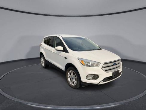 Certified 2019 Ford Escape SE AWD/4WD image 2