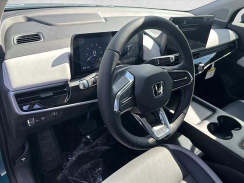 New 2026 Honda Prologue Touring image 3