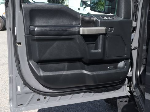 Used 2020 Ford F150 Raptor w/ Equipment Group 802A Luxury image 17