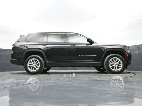New 2026 Jeep Grand Cherokee L Laredo w/ MOPAR Finishing Package AWD/4WD image 40