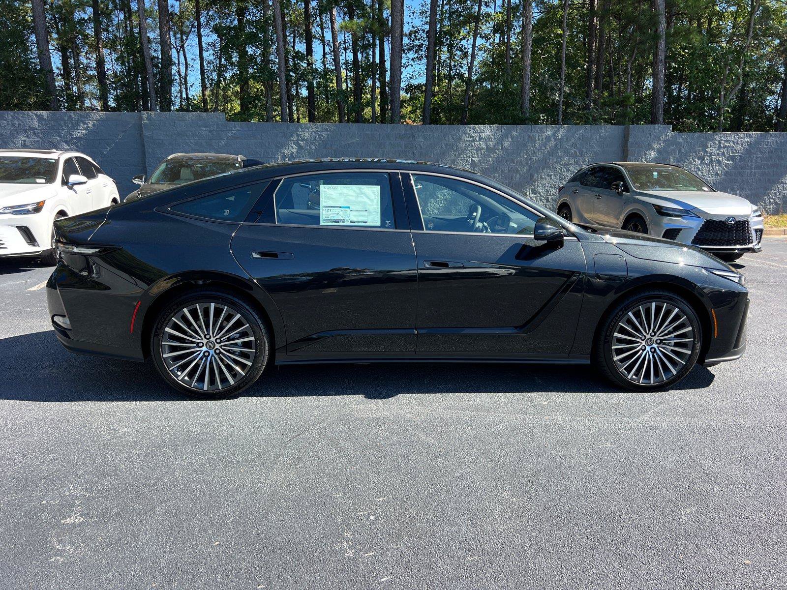 New 2026 Lexus ES 350e w/ Convenience Package FWD image 4