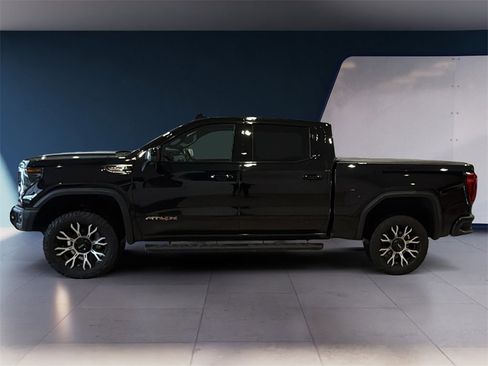 Used 2024 GMC Sierra 1500 AT4X image 4