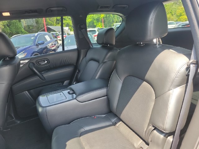 Used 2022 Nissan Armada SL w/ Midnight Edition Package RWD image 12