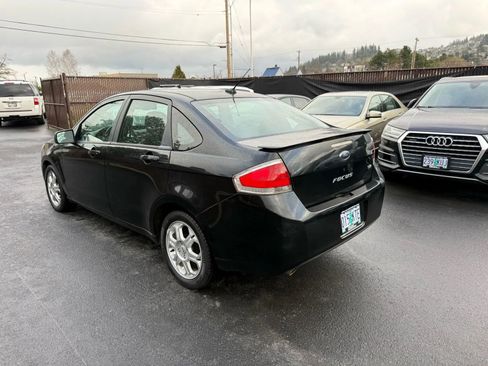 Used 2009 Ford Focus SES FWD image 6