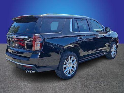Used 2024 Chevrolet Tahoe High Country w/ Premium Package 2 AWD/4WD image 4