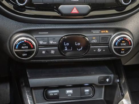 Certified 2024 Kia Soul EX FWD image 20
