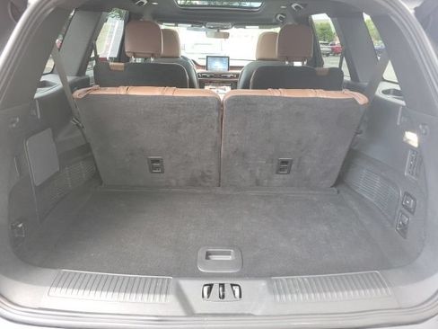 Certified 2023 Lincoln Aviator Reserve w/ Equipment Group 201A AWD/4WD image 22