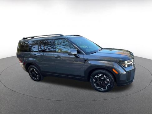 Used 2025 Hyundai Santa Fe SEL image 2