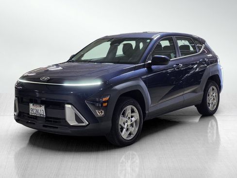 Used 2024 Hyundai Kona SE AWD/4WD image 3