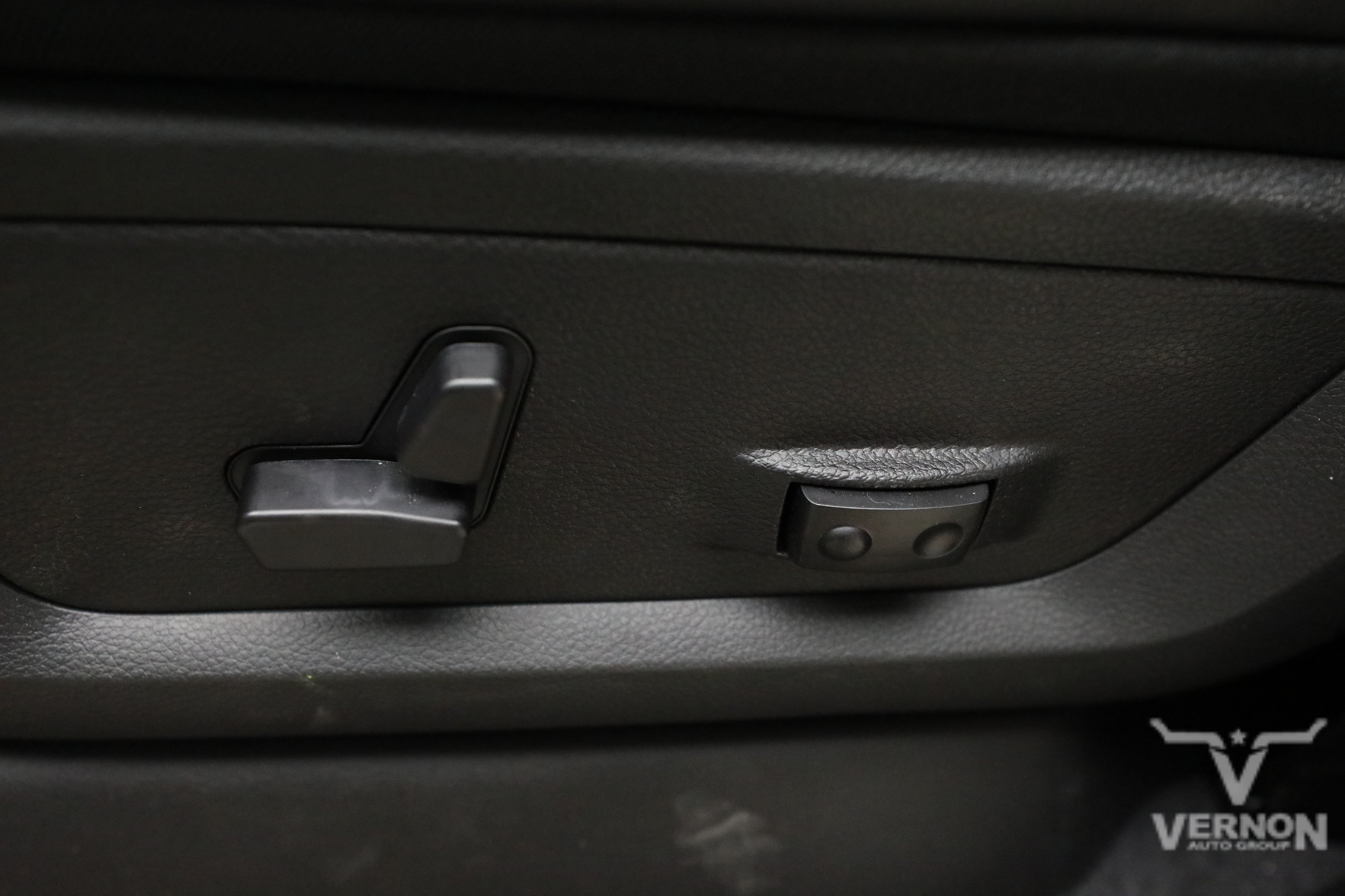 New 2027 RAM 3500 Laramie AWD/4WD image 13