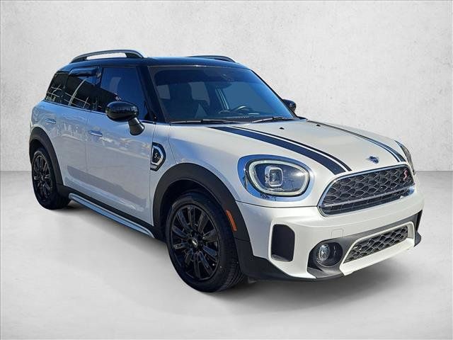 Used 2023 MINI Cooper Countryman S FWD image 3