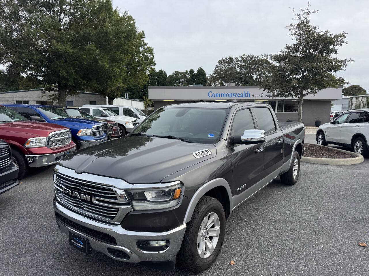 Used 2020 RAM 1500 Laramie AWD/4WD image 1