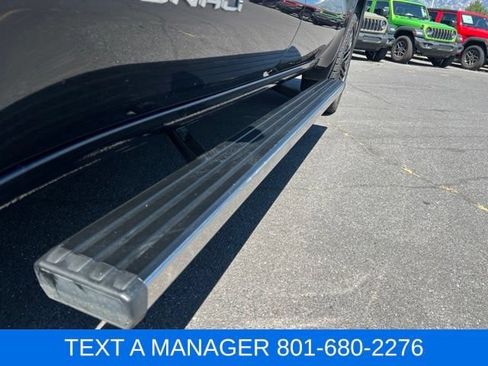 Used 2022 GMC Sierra 1500 Denali Ultimate AWD/4WD image 13