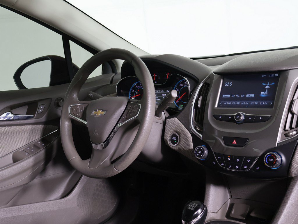Used 2017 Chevrolet Cruze LT w/ Convenience Package FWD image 22