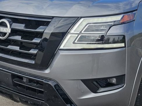 Used 2024 Nissan Armada SL w/ Midnight Edition Package AWD/4WD image 9