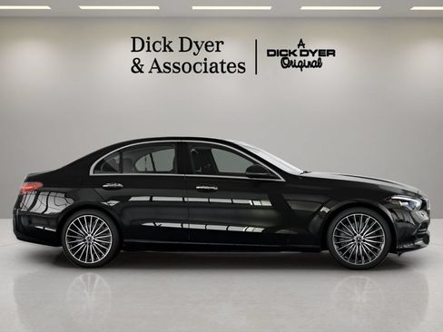 Used 2026 Mercedes-Benz C 300 Sedan image 11