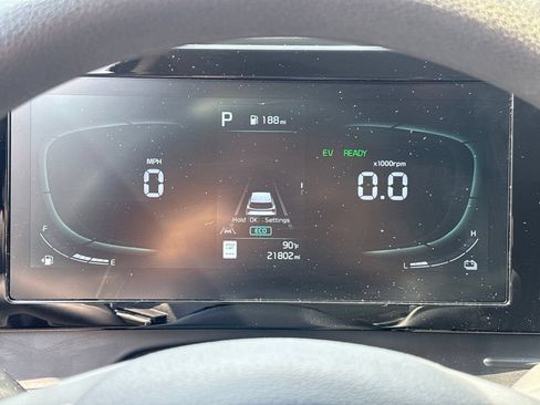 Used 2023 Kia Sportage LX AWD/4WD image 16