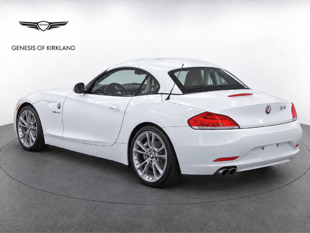Used 2009 BMW Z4 sDrive30i RWD image 3
