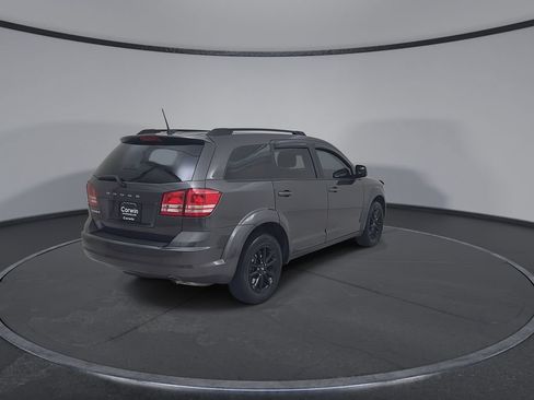 Used 2020 Dodge Journey SE w/ SE Popular Equipment Group FWD image 16
