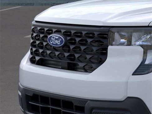 New 2026 Ford Maverick XL image 18