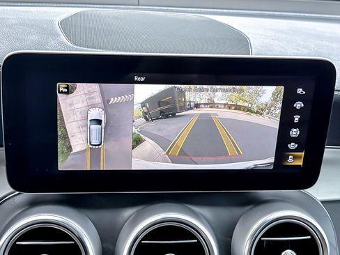 Used 2022 Mercedes-Benz GLC 43 AMG 4MATIC image 24