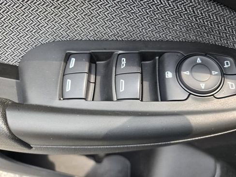 Used 2021 Chevrolet TrailBlazer LT w/ Convenience Package FWD image 15