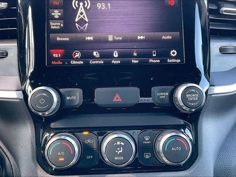 Used 2021 RAM 1500 Big Horn image 32