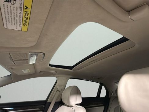 Used 2018 Genesis G90 3.3T Premium image 26