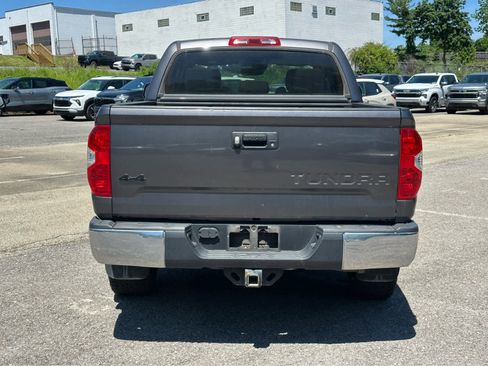 Used 2019 Toyota Tundra SR5 AWD/4WD image 6
