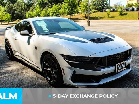 Used 2025 Ford Mustang Dark Horse RWD image 4