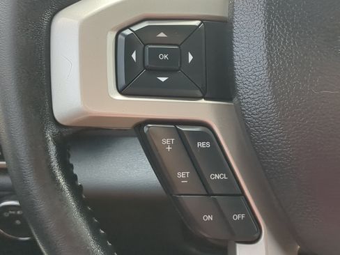 Used 2019 Ford F250 Lariat w/ Chrome Package AWD/4WD image 23