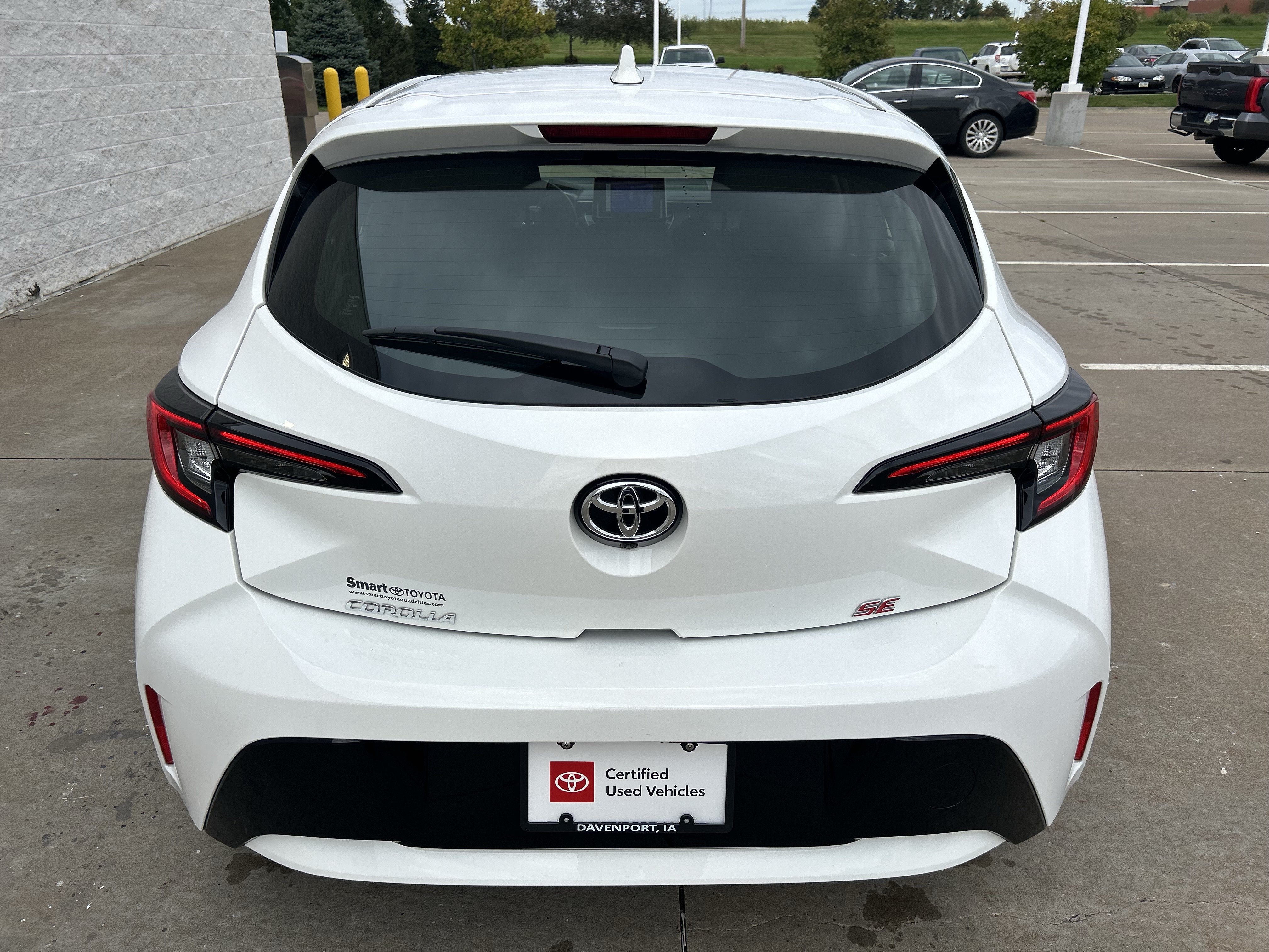 Certified 2024 Toyota Corolla SE w/ SE Package FWD image 5