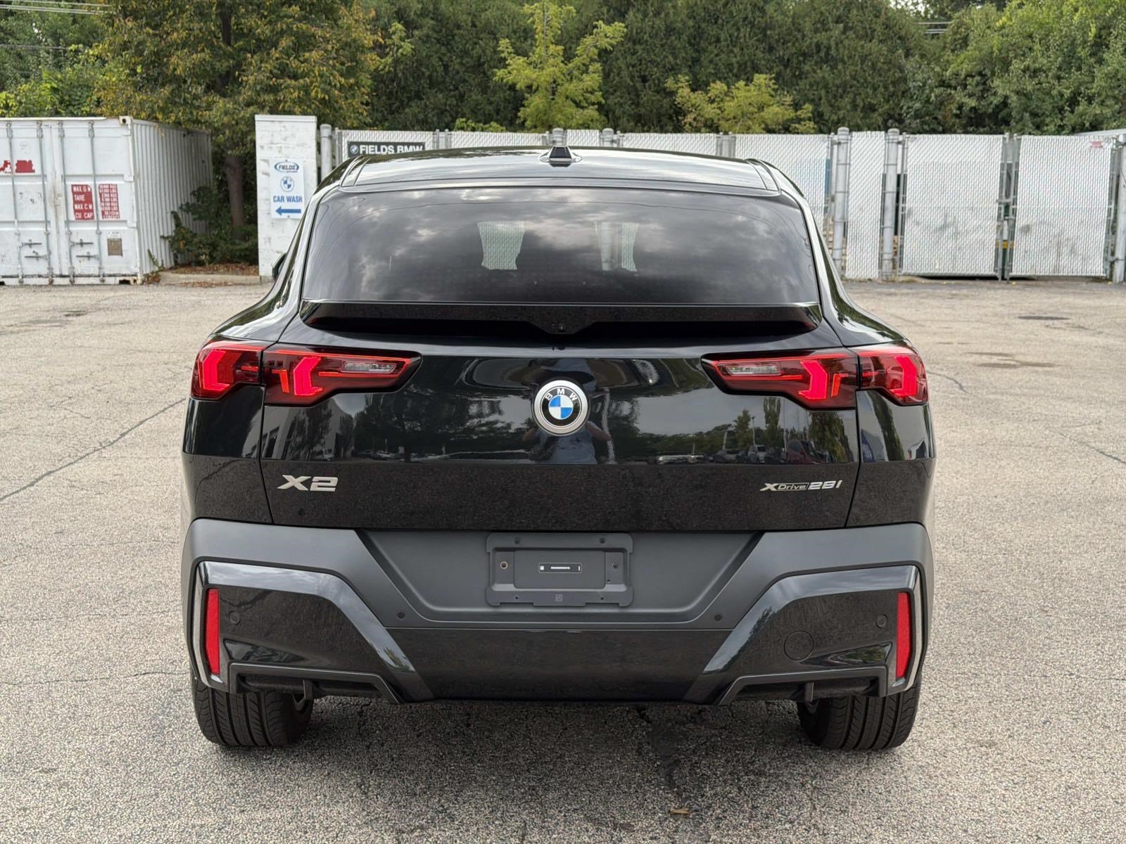 Certified 2025 BMW X2 xDrive28i AWD/4WD image 11