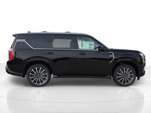 New 2025 Nissan Armada Platinum Reserve image 6