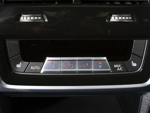 Used 2024 BMW X7 xDrive40i w/ Executive Package AWD/4WD image 48