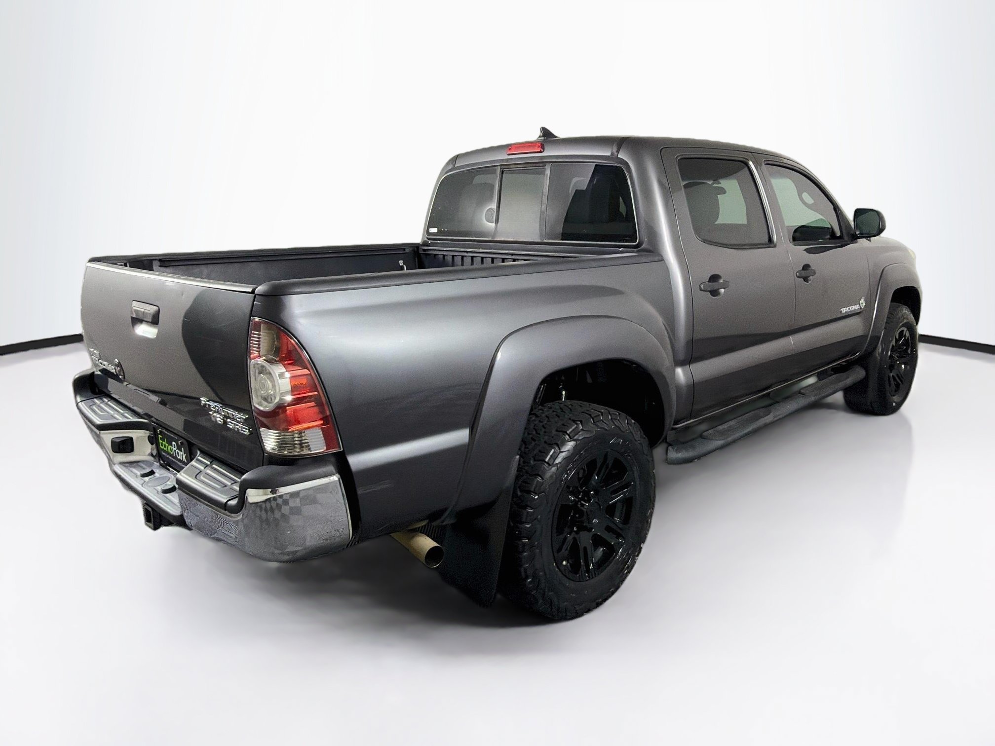 Used 2015 Toyota Tacoma PreRunner w/ SR5 Package RWD image 9