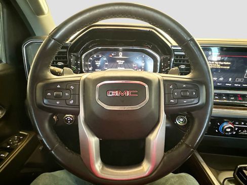Used 2024 GMC Sierra 1500 Elevation w/ Elevation Premium Package AWD/4WD image 12