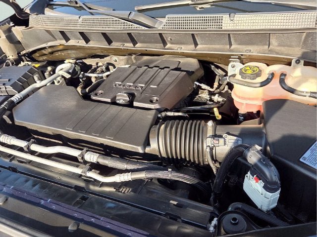 Certified 2021 Chevrolet Silverado 1500 Custom w/ LPO, Dark Essentials Package AWD/4WD image 22