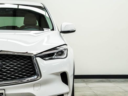 Used 2019 INFINITI QX50 Pure FWD image 4