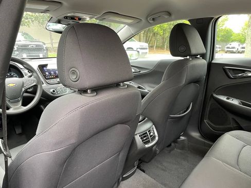 Used 2025 Chevrolet Malibu LT FWD image 26