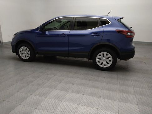Used 2020 Nissan Rogue Sport S image 3